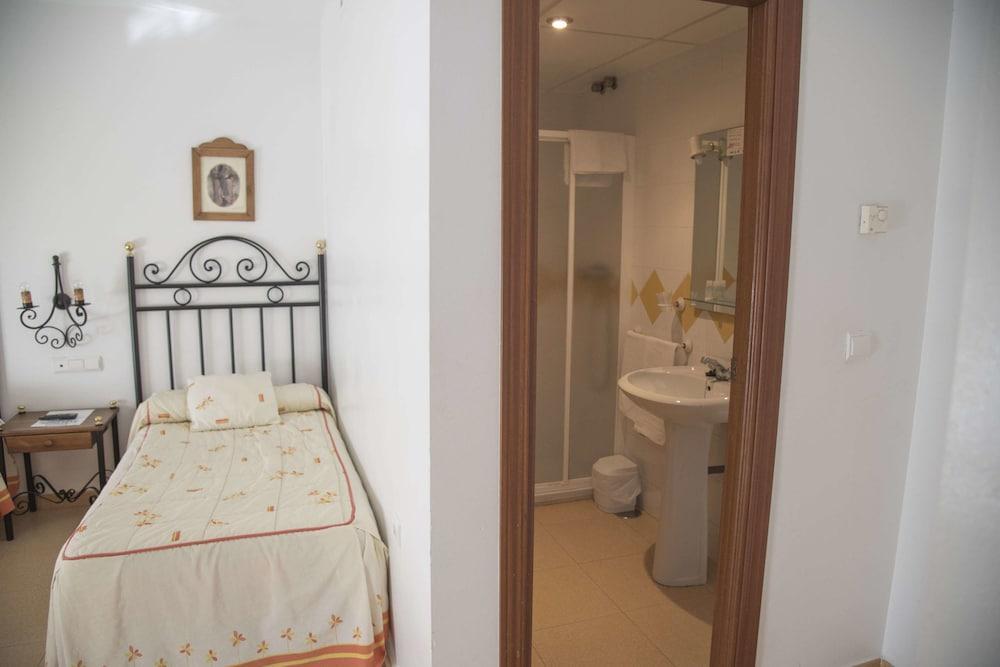 Hostal Dp El Pilar Monesterio Dış mekan fotoğraf